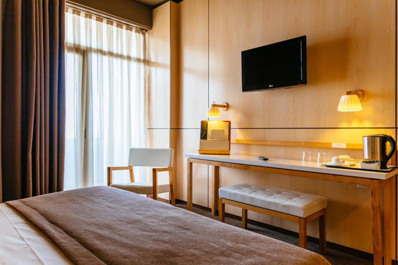 Axis Vermar Conference & 4*